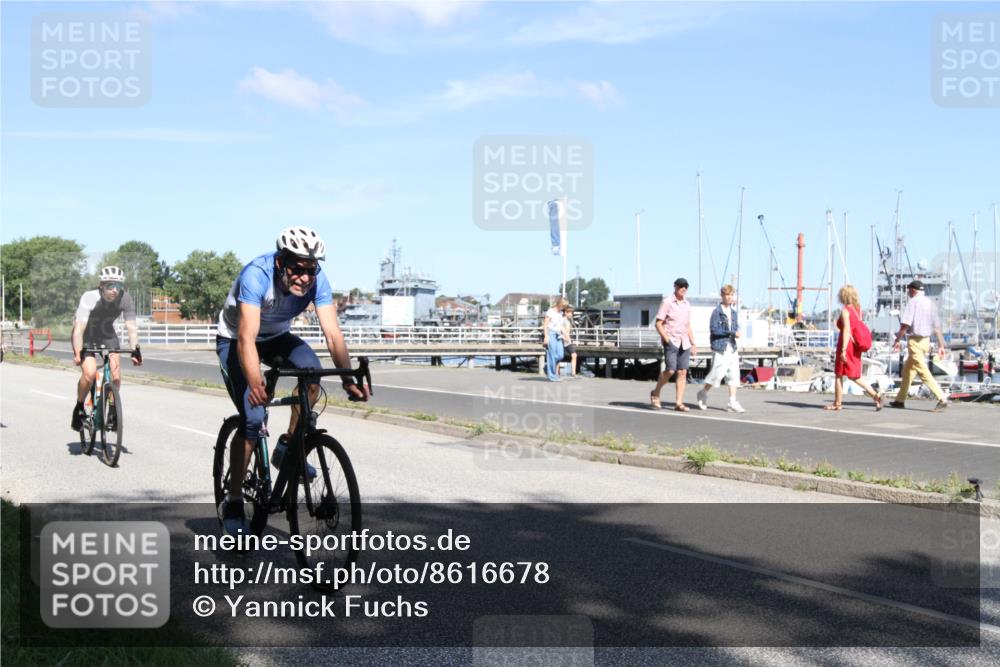 17.08.2025 - KN Förde Triathlon 2025 Yannick Fuchs http://msf.ph/oto/8616678 17.08.2025 11:38:36 Radfahren 294, 351, 361, 382, 624, 625 meine-sportfotos.de