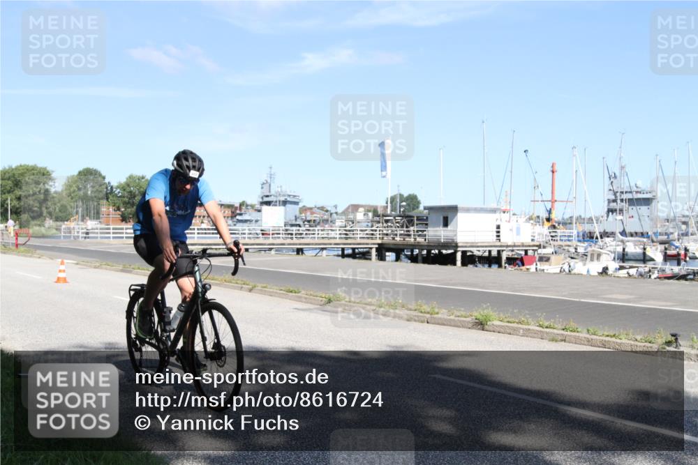 17.08.2025 - KN Förde Triathlon 2025 Yannick Fuchs http://msf.ph/oto/8616724 17.08.2025 11:39:24 Radfahren 320, 332, 377, 636 meine-sportfotos.de
