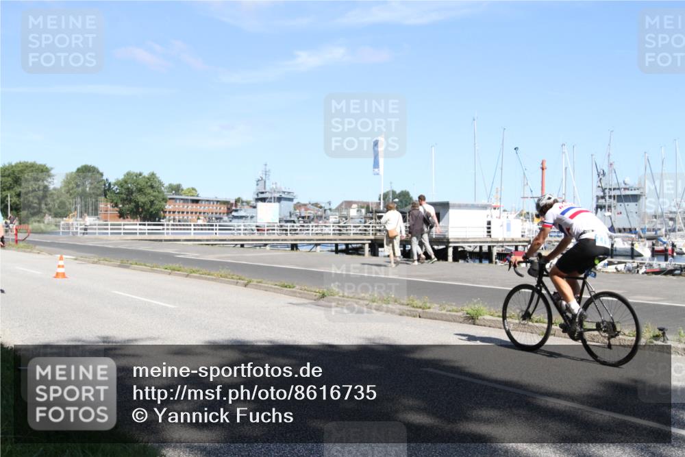 17.08.2025 - KN Förde Triathlon 2025 Yannick Fuchs http://msf.ph/oto/8616735 17.08.2025 11:39:39 Radfahren 279, 319, 606 meine-sportfotos.de