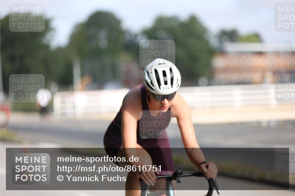 17.08.2025 - KN Förde Triathlon 2025 Yannick Fuchs http://msf.ph/oto/8616751 17.08.2025 09:37:28 Radfahren 106, 116, 180, 189, 251 meine-sportfotos.de