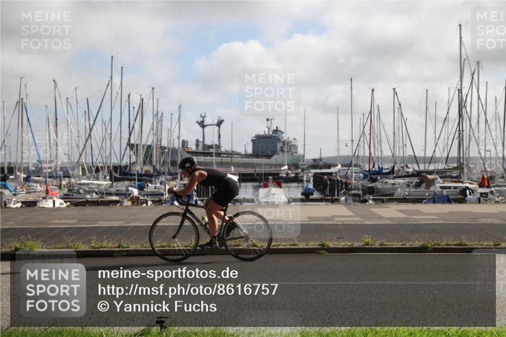 17.08.2025 - KN Förde Triathlon 2025 Yannick Fuchs http://msf.ph/oto/8616757 17.08.2025 09:38:08 Radfahren 103, 153, 160, 192, 250 meine-sportfotos.de