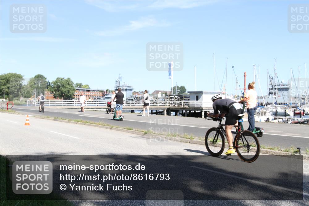 17.08.2025 - KN Förde Triathlon 2025 Yannick Fuchs http://msf.ph/oto/8616793 17.08.2025 11:40:48 Radfahren 358, 364 meine-sportfotos.de