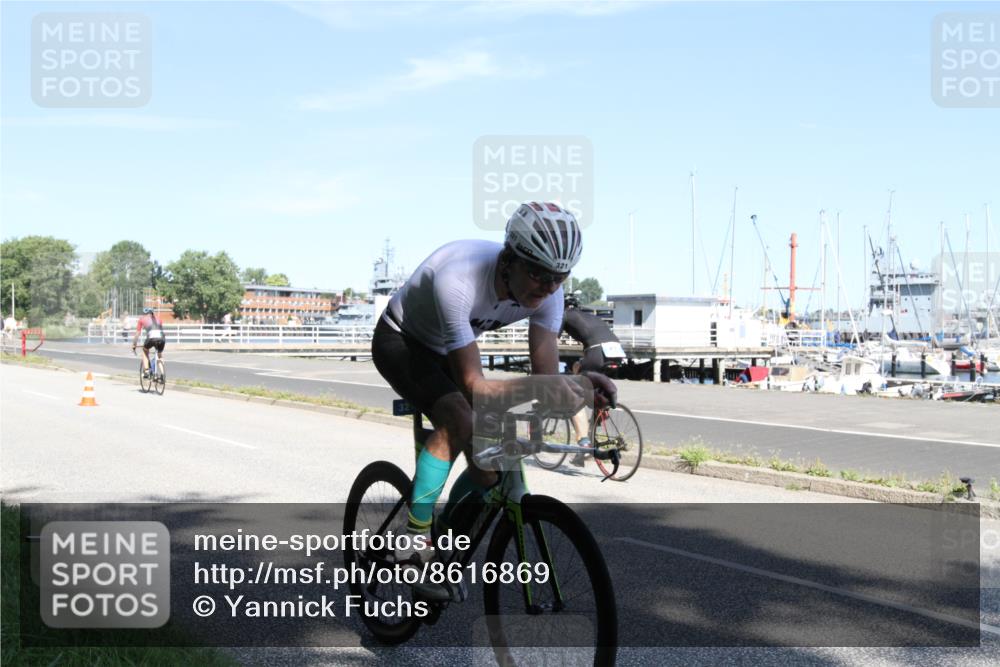 17.08.2025 - KN Förde Triathlon 2025 Yannick Fuchs http://msf.ph/oto/8616869 17.08.2025 11:42:12 Radfahren 312, 321, 327, 338, 341, 355, 605, 607 meine-sportfotos.de