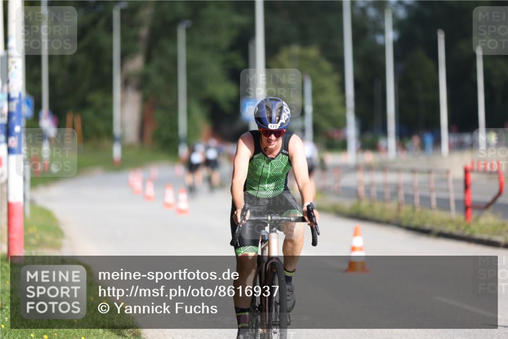 17.08.2025 - KN Förde Triathlon 2025 Yannick Fuchs http://msf.ph/oto/8616937 17.08.2025 09:38:17 Radfahren 169, 177, 254, 103, 192 meine-sportfotos.de