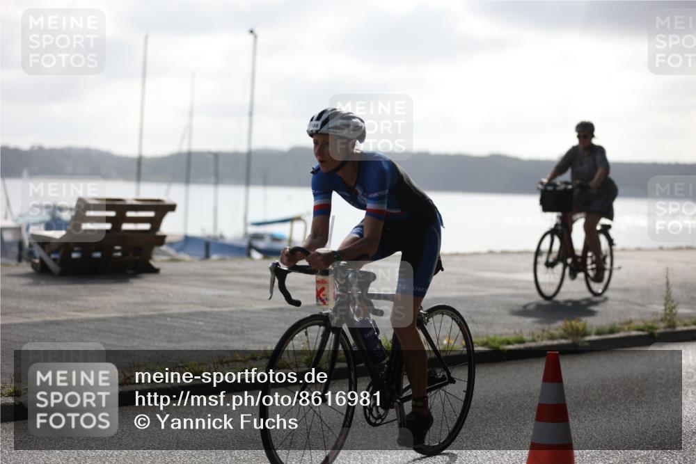 17.08.2025 - KN Förde Triathlon 2025 Yannick Fuchs http://msf.ph/oto/8616981 17.08.2025 09:38:33 Radfahren 108, 110, 114, 131, 141, 179, 199 meine-sportfotos.de