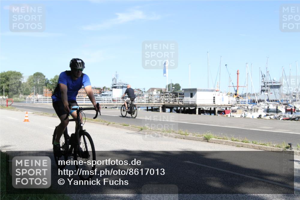 17.08.2025 - KN Förde Triathlon 2025 Yannick Fuchs http://msf.ph/oto/8617013 17.08.2025 11:44:25 Radfahren 325, 329, 350, 371, 385, 642 meine-sportfotos.de