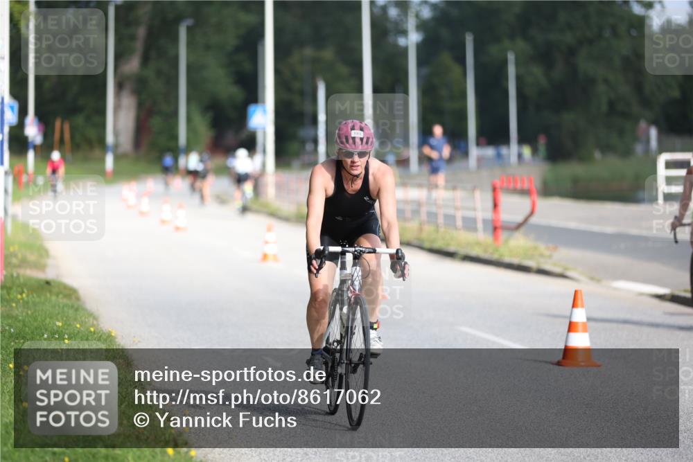 17.08.2025 - KN Förde Triathlon 2025 Yannick Fuchs http://msf.ph/oto/8617062 17.08.2025 09:38:51 Radfahren 172, 185, 204, 240, 241, 173, 187, 204, 207 meine-sportfotos.de