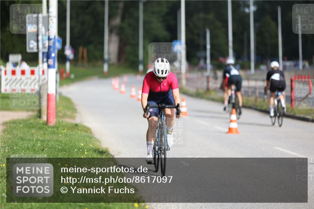 17.08.2025 - KN Förde Triathlon 2025 Yannick Fuchs http://msf.ph/oto/8617097 17.08.2025 09:39:01 Radfahren 137, 156, 176, 182, 172, 240, 241 meine-sportfotos.de