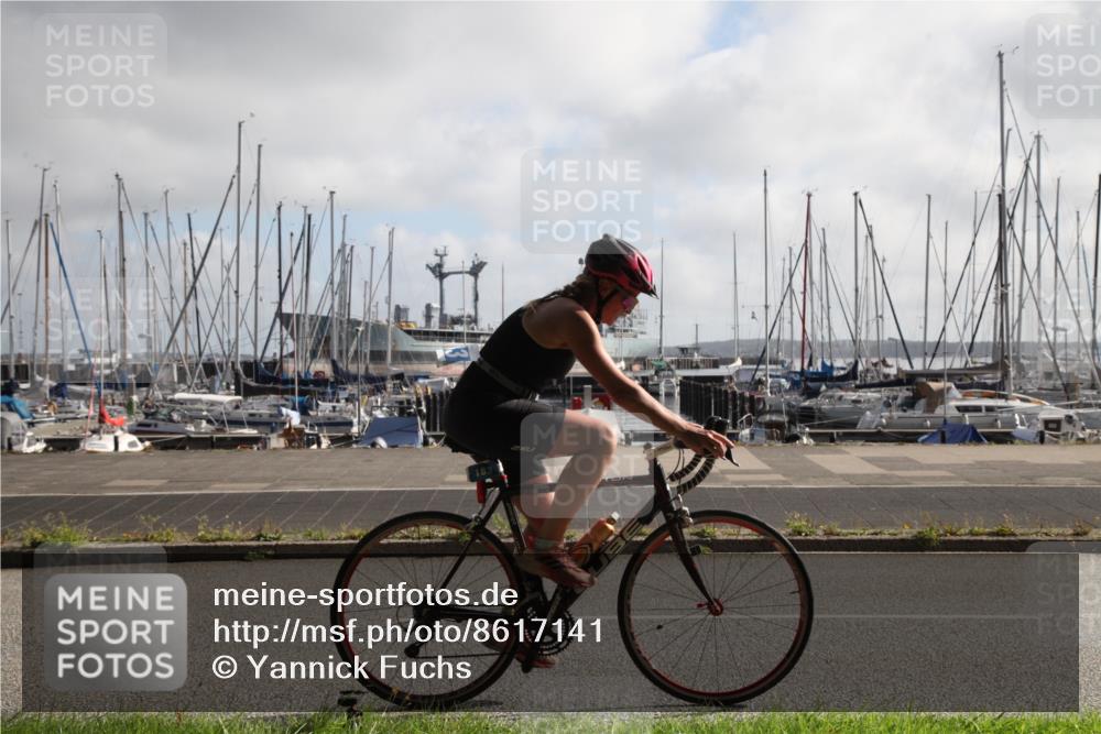 17.08.2025 - KN Förde Triathlon 2025 Yannick Fuchs http://msf.ph/oto/8617141 17.08.2025 09:41:52 Radfahren 183, 244 meine-sportfotos.de