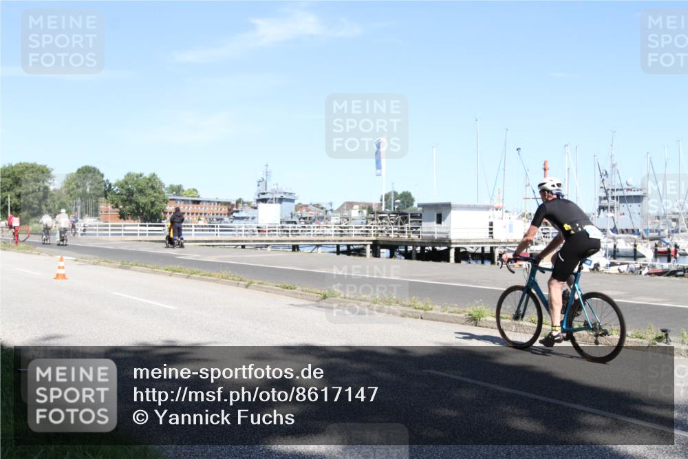 17.08.2025 - KN Förde Triathlon 2025 Yannick Fuchs http://msf.ph/oto/8617147 17.08.2025 11:46:27 Radfahren 345, 349, 356, 370, 373 meine-sportfotos.de