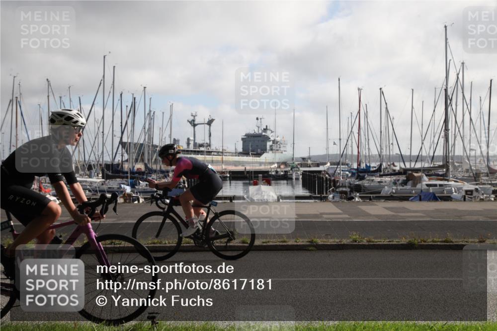 17.08.2025 - KN Förde Triathlon 2025 Yannick Fuchs http://msf.ph/oto/8617181 17.08.2025 09:42:11 Radfahren 111, 125, 127, 148, 174, 186, 202, 205, 208, 215, 218, 219, 242 meine-sportfotos.de