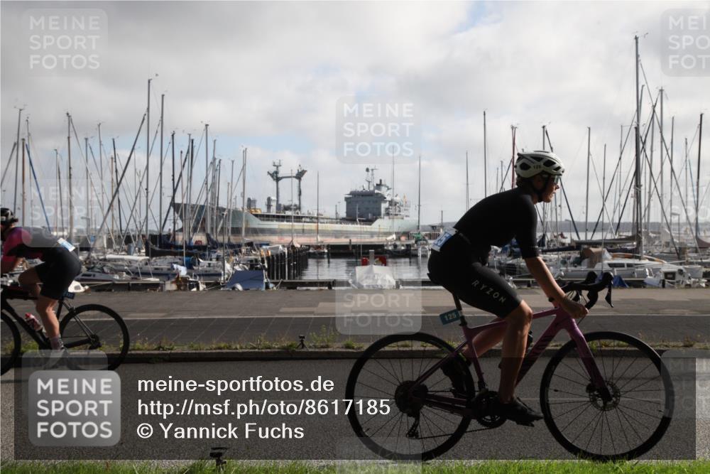 17.08.2025 - KN Förde Triathlon 2025 Yannick Fuchs http://msf.ph/oto/8617185 17.08.2025 09:42:11 Radfahren 111, 125, 127, 148, 174, 186, 202, 205, 208, 215, 218, 219, 242 meine-sportfotos.de