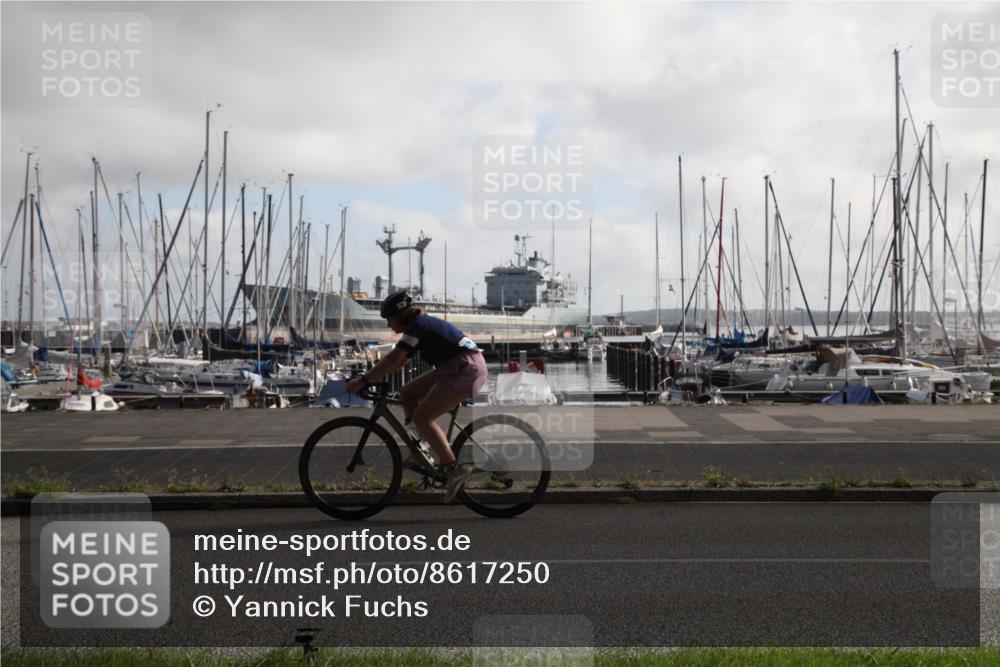 17.08.2025 - KN Förde Triathlon 2025 Yannick Fuchs http://msf.ph/oto/8617250 17.08.2025 09:42:49 Radfahren 133, 195, 201, 212, 221 meine-sportfotos.de