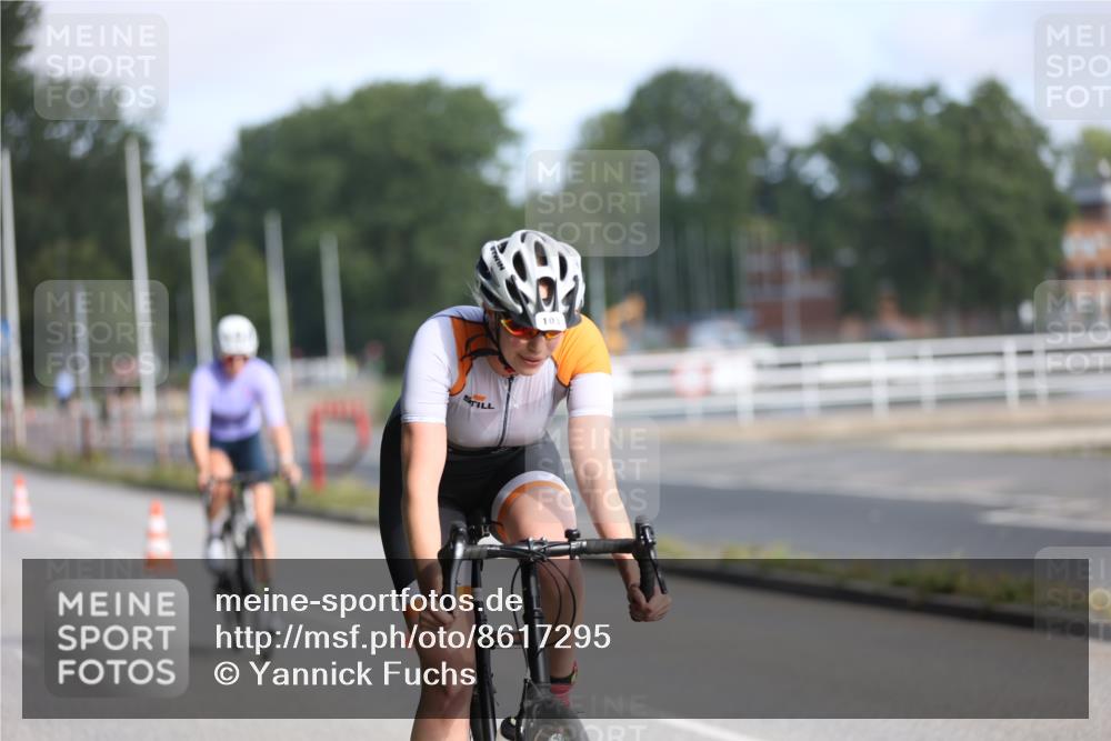 17.08.2025 - KN Förde Triathlon 2025 Yannick Fuchs http://msf.ph/oto/8617295 17.08.2025 09:39:52 Radfahren 103, 136, 149, 153, 183, 192, 220, 245, 250, 181 meine-sportfotos.de