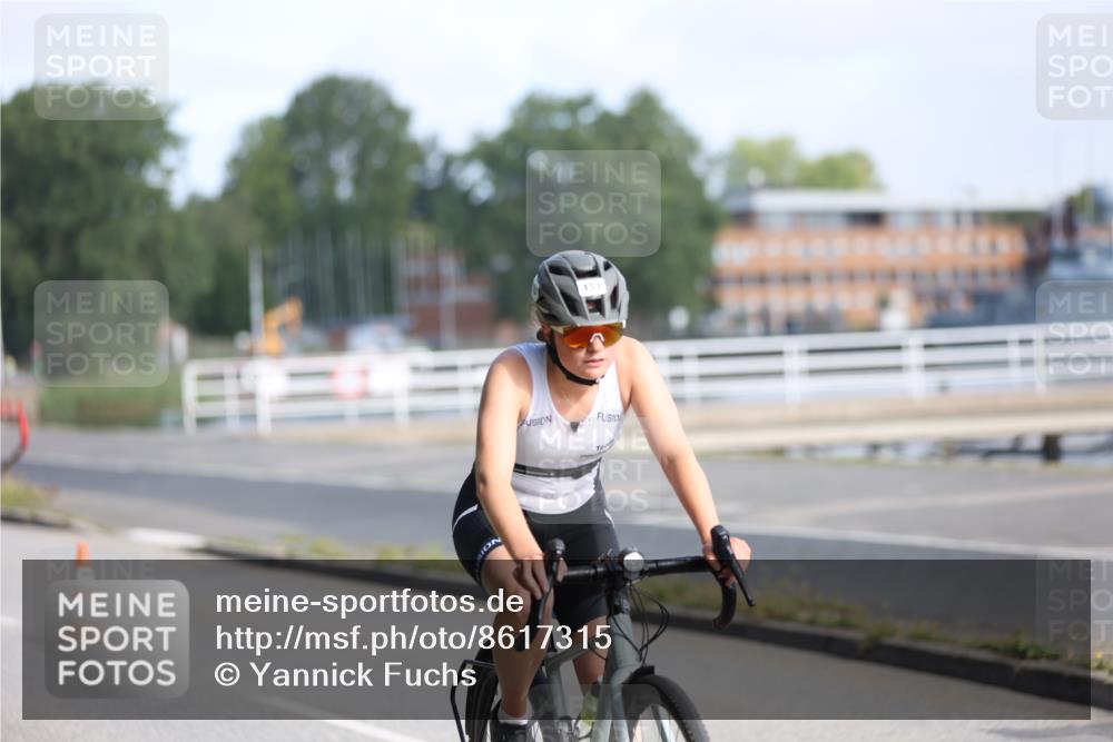 17.08.2025 - KN Förde Triathlon 2025 Yannick Fuchs http://msf.ph/oto/8617315 17.08.2025 09:39:55 Radfahren 136, 153, 160, 183, 186, 192, 220, 245, 250, 103, 149, 192 meine-sportfotos.de
