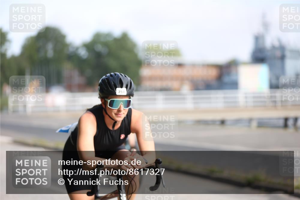 17.08.2025 - KN Förde Triathlon 2025 Yannick Fuchs http://msf.ph/oto/8617327 17.08.2025 09:39:57 Radfahren 136, 153, 160, 183, 186, 245, 250, 103, 136, 149, 153, 192, 220 meine-sportfotos.de
