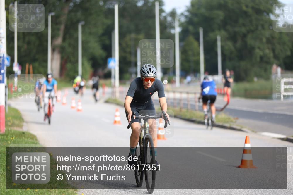 17.08.2025 - KN Förde Triathlon 2025 Yannick Fuchs http://msf.ph/oto/8617351 17.08.2025 09:40:11 Radfahren 108, 125, 169, 174, 202, 254, 160, 186 meine-sportfotos.de