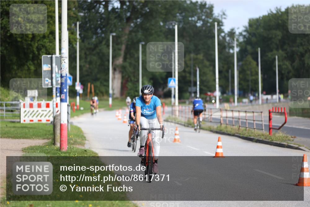 17.08.2025 - KN Förde Triathlon 2025 Yannick Fuchs http://msf.ph/oto/8617371 17.08.2025 09:40:14 Radfahren 108, 110, 114, 125, 169, 202, 254, 174, 254 meine-sportfotos.de