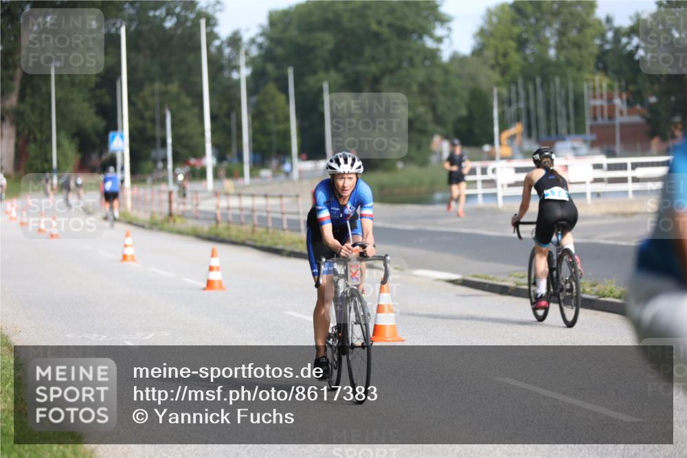 17.08.2025 - KN Förde Triathlon 2025 Yannick Fuchs http://msf.ph/oto/8617383 17.08.2025 09:40:16 Radfahren 108, 110, 114, 125, 169, 202, 174, 202, 254 meine-sportfotos.de