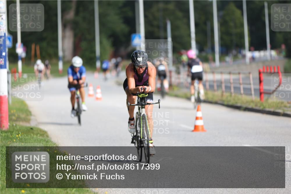 17.08.2025 - KN Förde Triathlon 2025 Yannick Fuchs http://msf.ph/oto/8617399 17.08.2025 09:40:21 Radfahren 104, 107, 110, 114, 125, 179, 108, 169, 202 meine-sportfotos.de