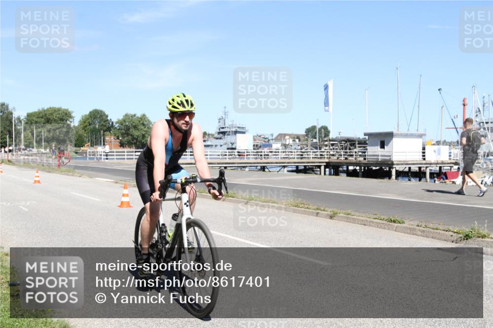 17.08.2025 - KN Förde Triathlon 2025 Yannick Fuchs http://msf.ph/oto/8617401 17.08.2025 11:51:28 Radfahren 335, 351, 369, 377 meine-sportfotos.de