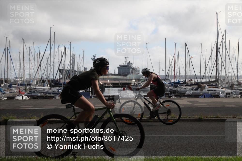 17.08.2025 - KN Förde Triathlon 2025 Yannick Fuchs http://msf.ph/oto/8617425 17.08.2025 09:44:25 Radfahren 102, 120, 168, 219, 234 meine-sportfotos.de
