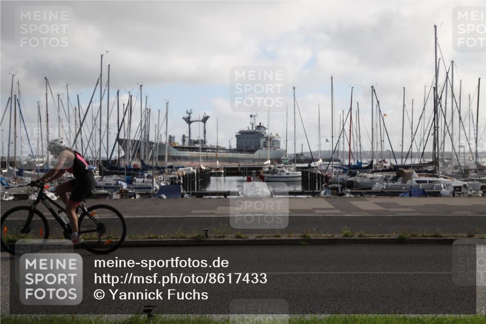 17.08.2025 - KN Förde Triathlon 2025 Yannick Fuchs http://msf.ph/oto/8617433 17.08.2025 09:44:26 Radfahren 102, 120, 168, 219, 234 meine-sportfotos.de