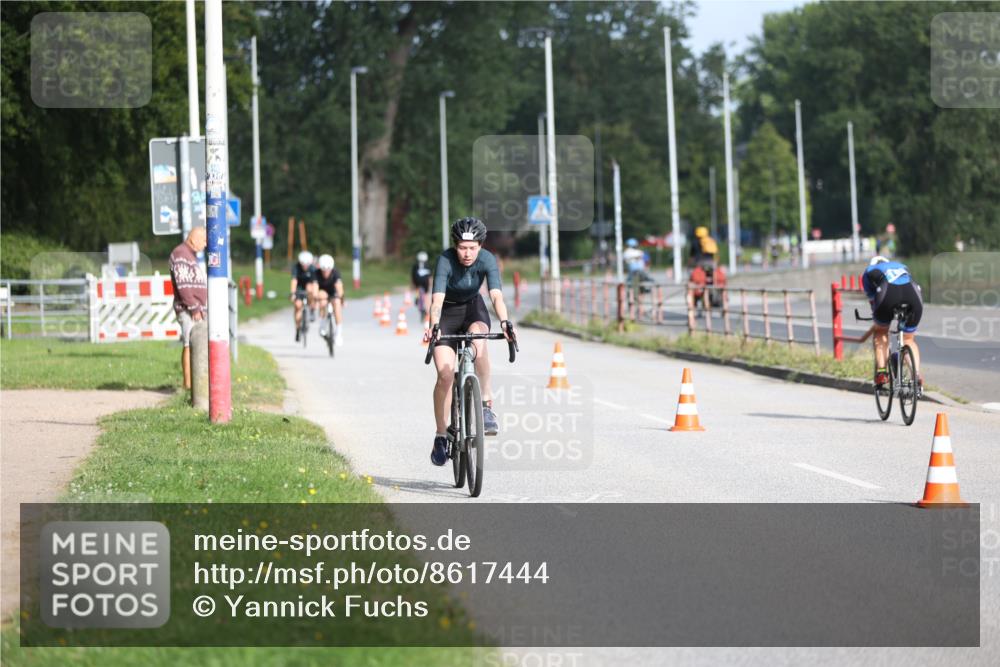 17.08.2025 - KN Förde Triathlon 2025 Yannick Fuchs http://msf.ph/oto/8617444 17.08.2025 09:40:34 Radfahren 131, 163, 184, 223, 240, 241, 104, 107, 179 meine-sportfotos.de