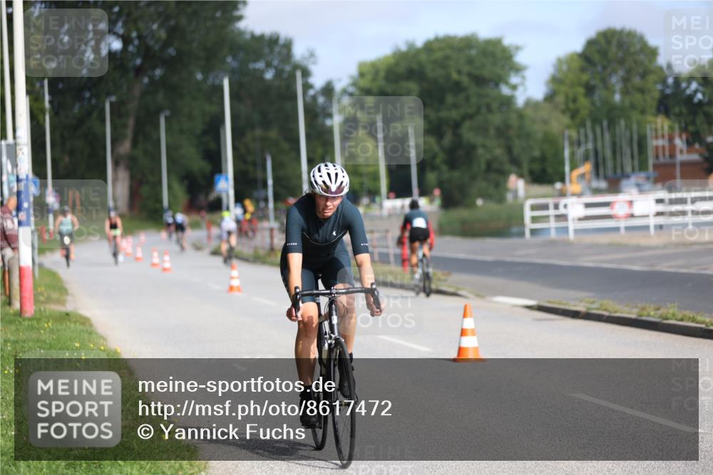 17.08.2025 - KN Förde Triathlon 2025 Yannick Fuchs http://msf.ph/oto/8617472 17.08.2025 09:40:39 Radfahren 184, 199, 207, 223, 240, 241, 107, 131, 163, 184 meine-sportfotos.de