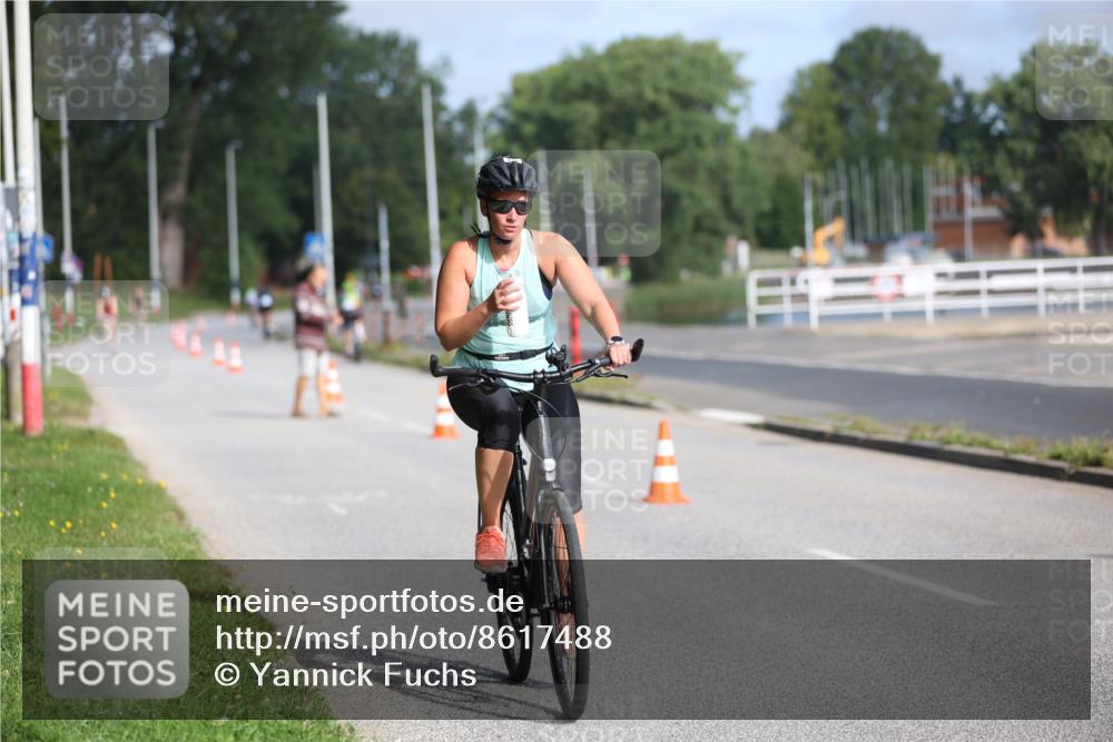 17.08.2025 - KN Förde Triathlon 2025 Yannick Fuchs http://msf.ph/oto/8617488 17.08.2025 09:40:47 Radfahren 172, 199, 207, 223, 240, 241 meine-sportfotos.de