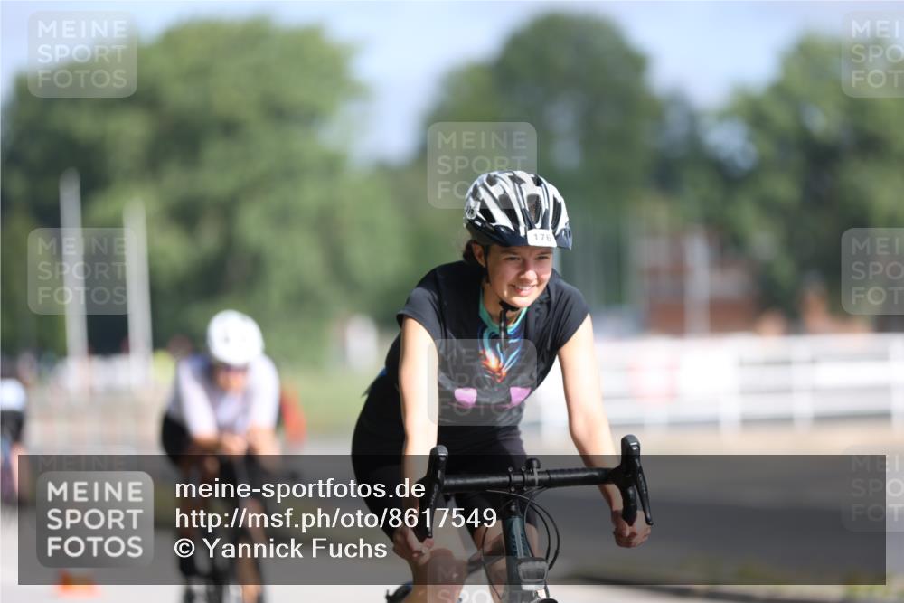 17.08.2025 - KN Förde Triathlon 2025 Yannick Fuchs http://msf.ph/oto/8617549 17.08.2025 09:41:15 Radfahren 117, 155, 157, 170, 175, 176, 182, 188, 196, 224, 133, 156, 167, 196, 221 meine-sportfotos.de
