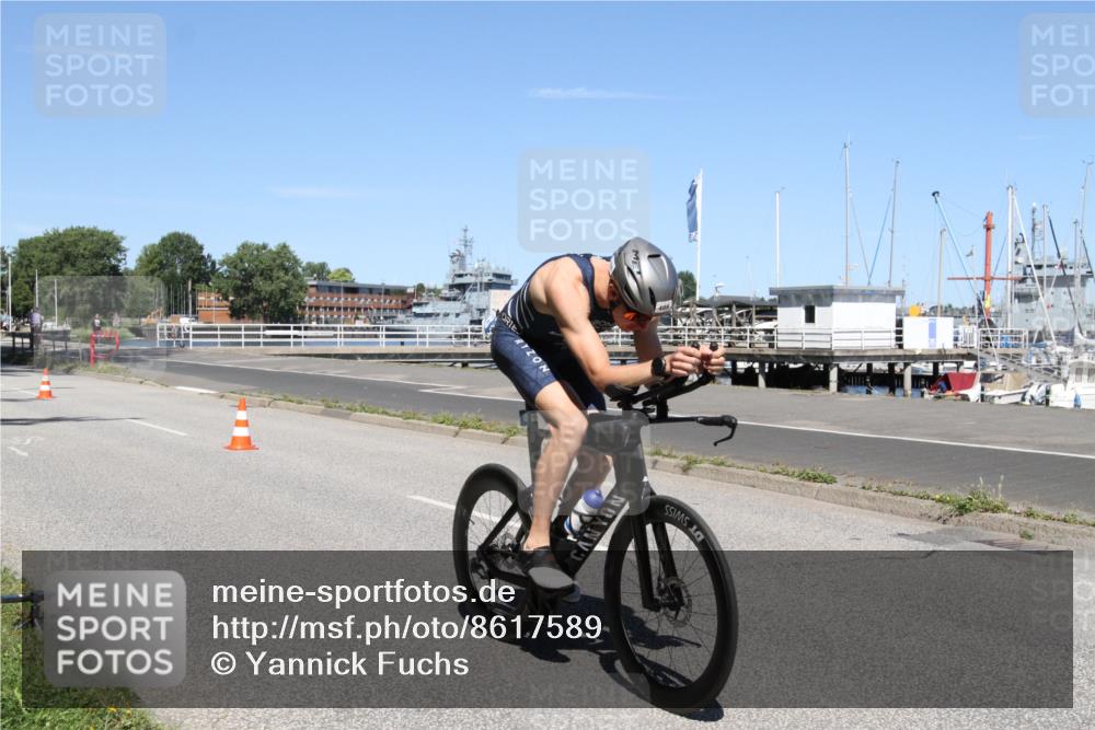17.08.2025 - KN Förde Triathlon 2025 Yannick Fuchs http://msf.ph/oto/8617589 17.08.2025 12:43:28 Radfahren 402, 408 meine-sportfotos.de