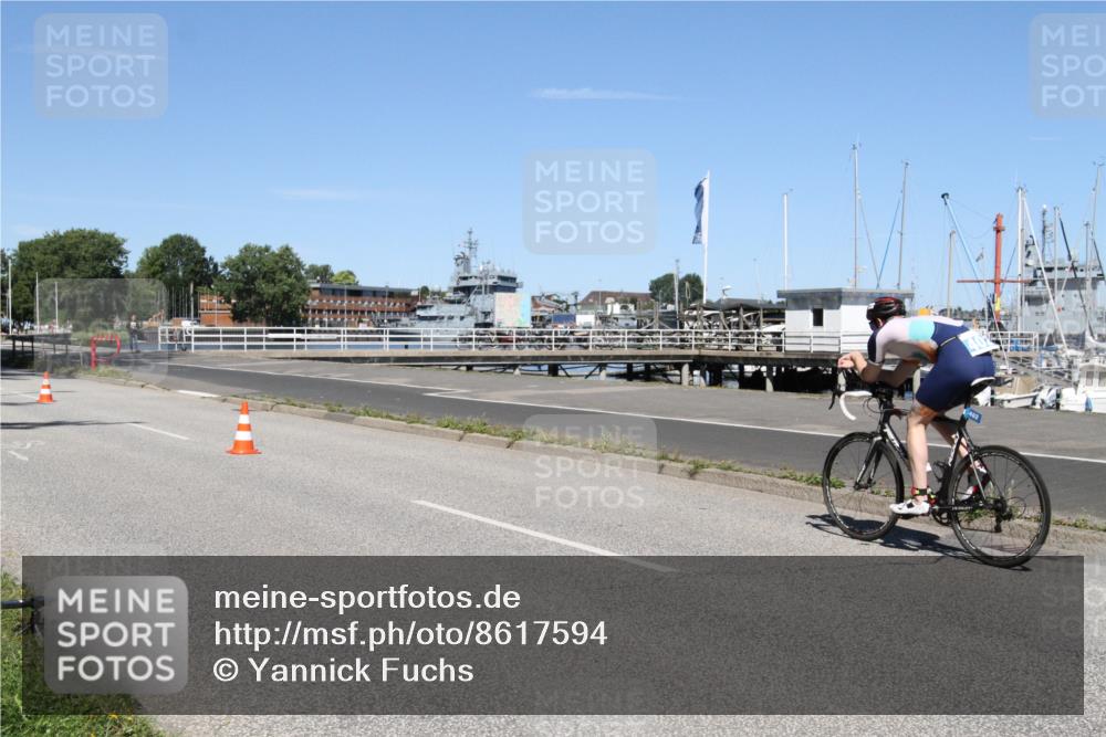 17.08.2025 - KN Förde Triathlon 2025 Yannick Fuchs http://msf.ph/oto/8617594 17.08.2025 12:43:34 Radfahren 402, 408 meine-sportfotos.de