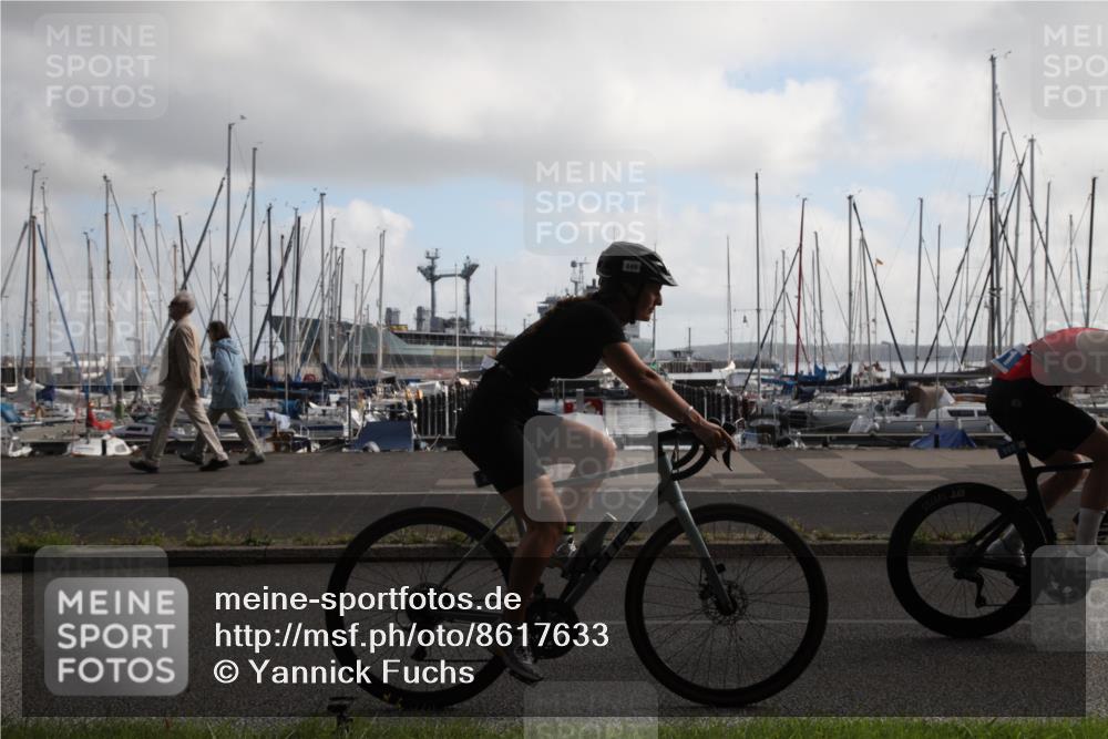 17.08.2025 - KN Förde Triathlon 2025 Yannick Fuchs http://msf.ph/oto/8617633 17.08.2025 09:46:37 Radfahren 101, 120, 225, 246 meine-sportfotos.de