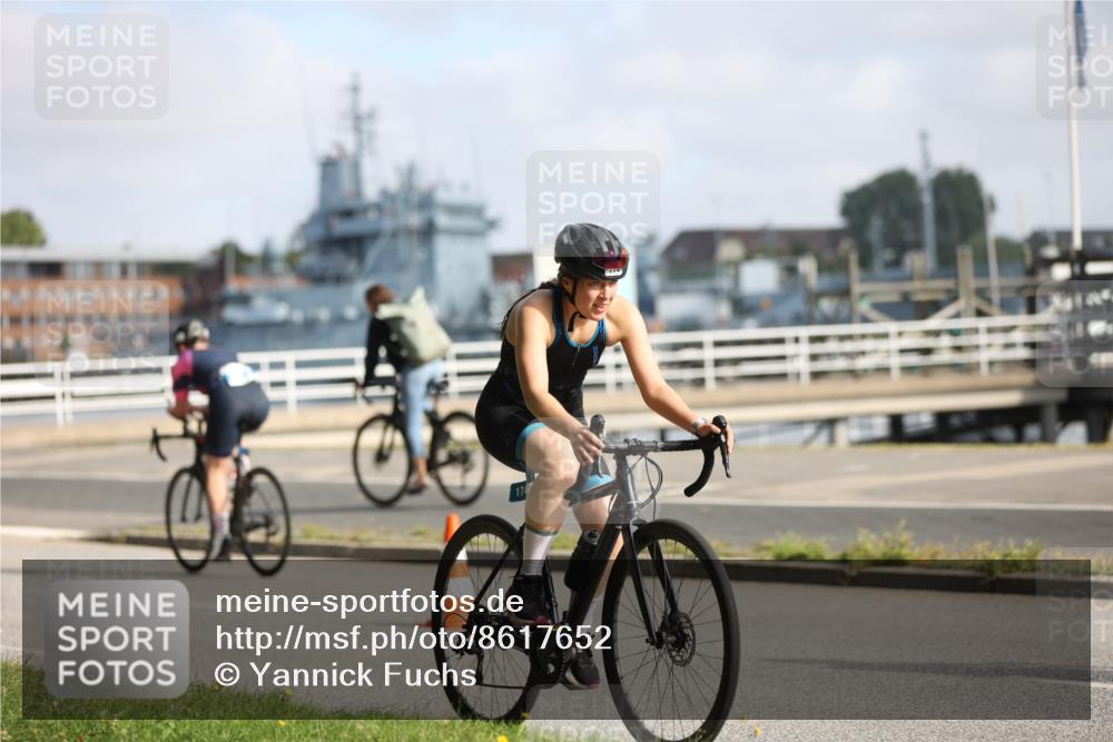 17.08.2025 - KN Förde Triathlon 2025 Yannick Fuchs http://msf.ph/oto/8617652 17.08.2025 09:42:14 Radfahren 107, 125, 174, 245, 111, 125, 127, 148, 186, 202, 205, 208, 215, 218, 219, 242 meine-sportfotos.de