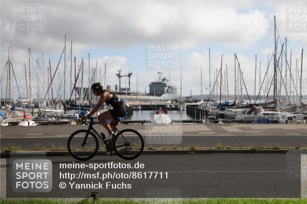17.08.2025 - KN Förde Triathlon 2025 Yannick Fuchs http://msf.ph/oto/8617711 17.08.2025 09:47:57 Radfahren 118, 248, 251 meine-sportfotos.de