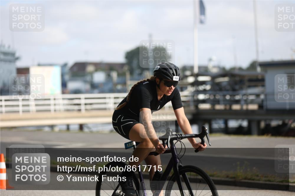 17.08.2025 - KN Förde Triathlon 2025 Yannick Fuchs http://msf.ph/oto/8617715 17.08.2025 09:42:44 Radfahren 133, 195, 201, 212, 221, 230, 184, 201, 234 meine-sportfotos.de