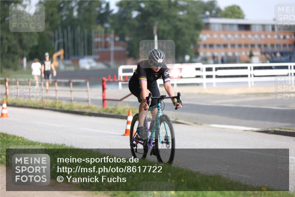 17.08.2025 - KN Förde Triathlon 2025 Yannick Fuchs http://msf.ph/oto/8617722 17.08.2025 09:42:46 Radfahren 133, 195, 211, 212, 221, 230, 184, 201, 234 meine-sportfotos.de