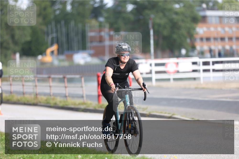 17.08.2025 - KN Förde Triathlon 2025 Yannick Fuchs http://msf.ph/oto/8617758 17.08.2025 09:43:02 Radfahren 167, 196, 198, 224, 211, 230 meine-sportfotos.de