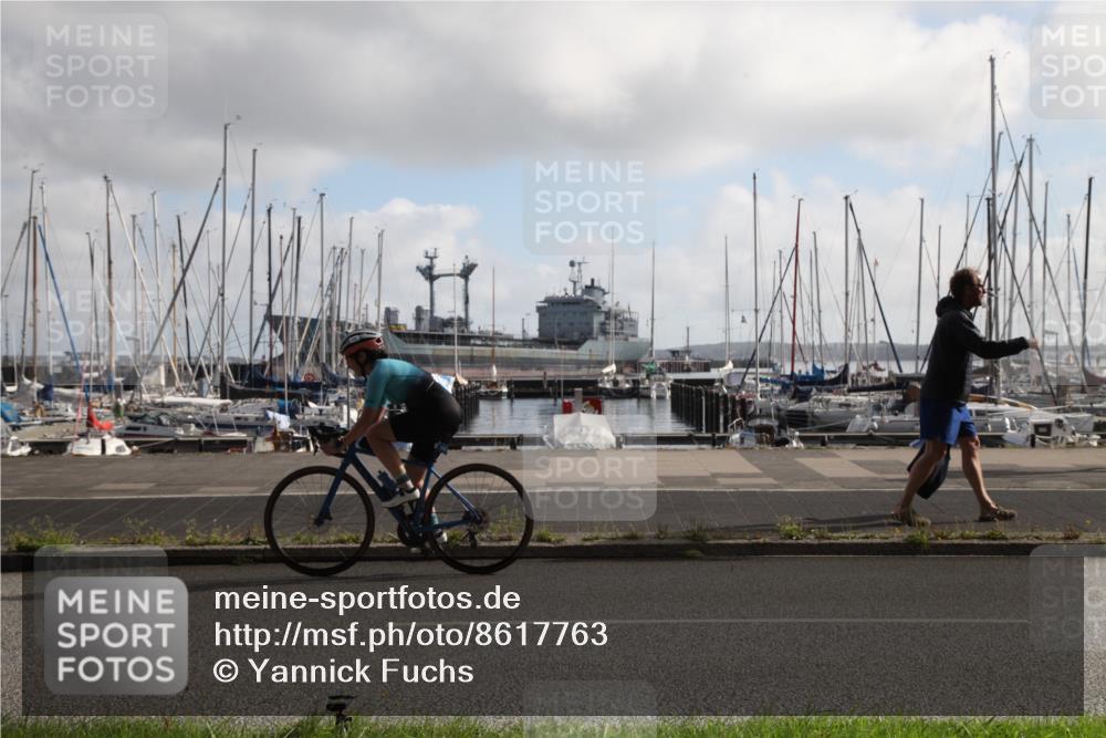 17.08.2025 - KN Förde Triathlon 2025 Yannick Fuchs http://msf.ph/oto/8617763 17.08.2025 09:48:34 Radfahren 106, 141, 159, 194 meine-sportfotos.de