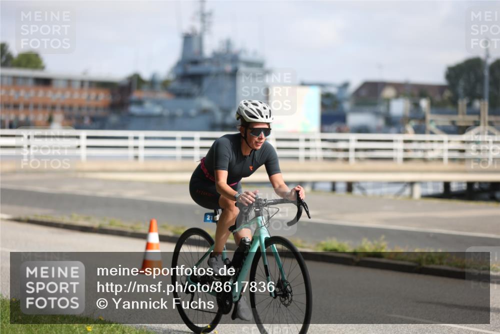 17.08.2025 - KN Förde Triathlon 2025 Yannick Fuchs http://msf.ph/oto/8617836 17.08.2025 09:43:26 Radfahren 105, 126, 152, 190, 210, 235, 237, 253, 126, 197, 216 meine-sportfotos.de