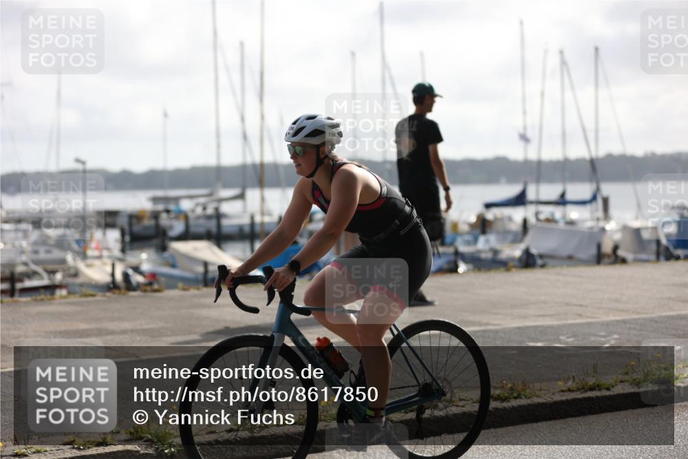 17.08.2025 - KN Förde Triathlon 2025 Yannick Fuchs http://msf.ph/oto/8617850 17.08.2025 09:43:39 Radfahren 128, 130, 138, 152, 190, 237 meine-sportfotos.de