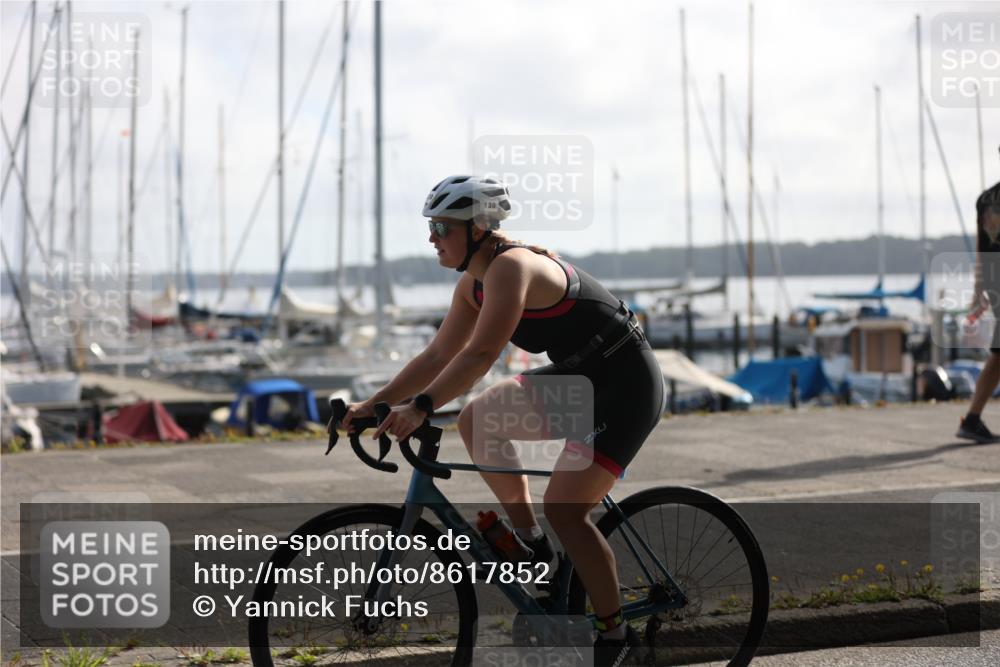 17.08.2025 - KN Förde Triathlon 2025 Yannick Fuchs http://msf.ph/oto/8617852 17.08.2025 09:43:39 Radfahren 128, 130, 138, 152, 190, 237 meine-sportfotos.de