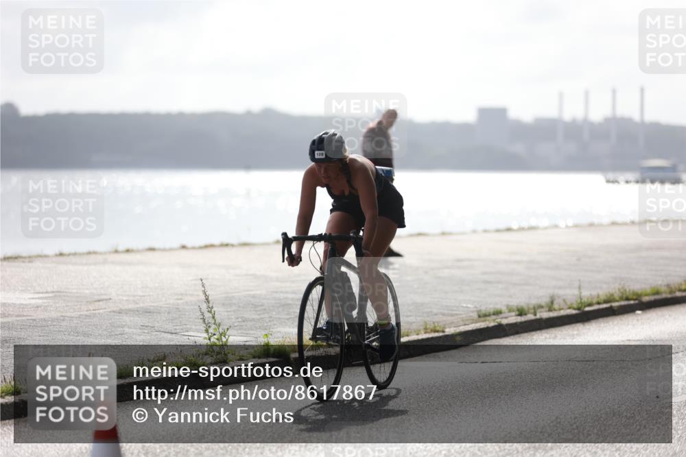 17.08.2025 - KN Förde Triathlon 2025 Yannick Fuchs http://msf.ph/oto/8617867 17.08.2025 09:43:44 Radfahren 128, 138, 148, 244, 130, 138, 237 meine-sportfotos.de