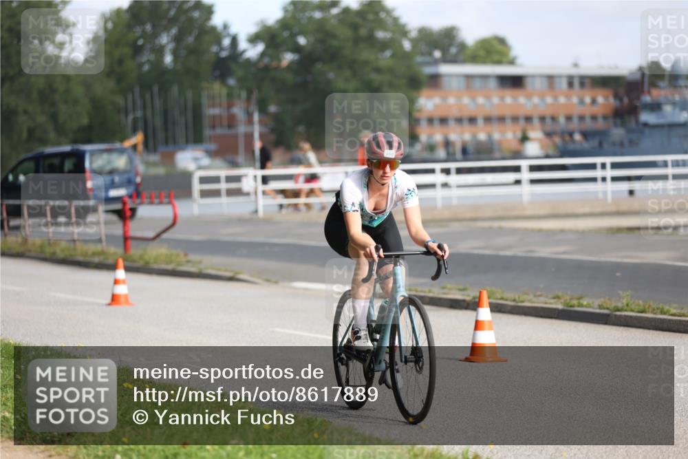 17.08.2025 - KN Förde Triathlon 2025 Yannick Fuchs http://msf.ph/oto/8617889 17.08.2025 09:43:56 Radfahren 111, 122, 127, 145, 146, 147, 148, 151, 162, 208, 215, 218, 242, 148, 244 meine-sportfotos.de