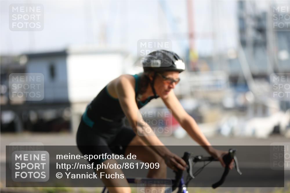 17.08.2025 - KN Förde Triathlon 2025 Yannick Fuchs http://msf.ph/oto/8617909 17.08.2025 09:44:00 Radfahren 122, 145, 146, 147, 151, 162, 205, 208, 218, 243, 111, 127, 148, 215, 242 meine-sportfotos.de