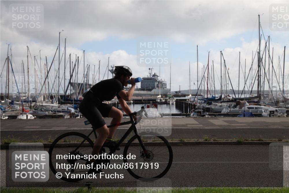 17.08.2025 - KN Förde Triathlon 2025 Yannick Fuchs http://msf.ph/oto/8617919 17.08.2025 09:50:23 Radfahren 106, 117, 231 meine-sportfotos.de