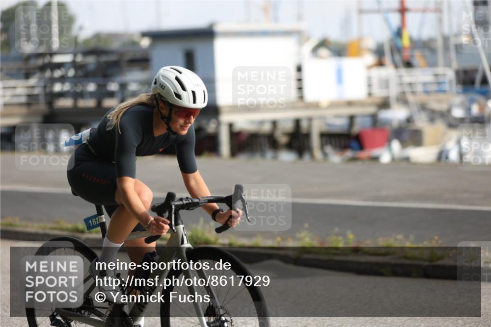 17.08.2025 - KN Förde Triathlon 2025 Yannick Fuchs http://msf.ph/oto/8617929 17.08.2025 09:44:05 Radfahren 122, 147, 162, 171, 205, 243, 122, 145, 146, 147, 151, 208, 218, 242 meine-sportfotos.de