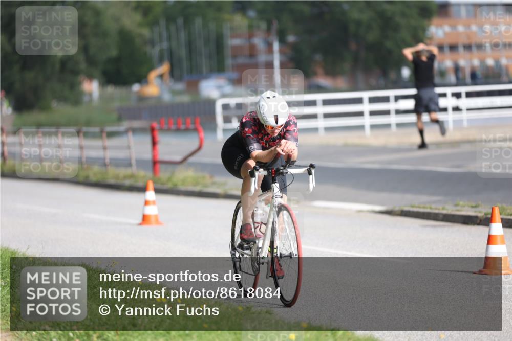 17.08.2025 - KN Förde Triathlon 2025 Yannick Fuchs http://msf.ph/oto/8618084 17.08.2025 09:45:22 Radfahren 128, 130, 135, 152, 190, 197, 235, 116 meine-sportfotos.de