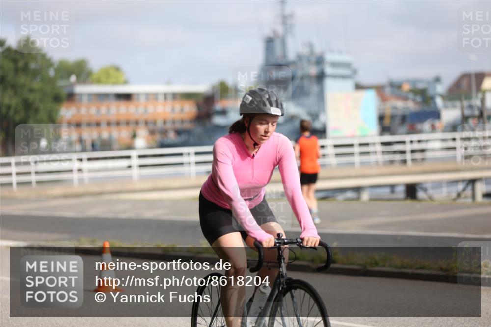 17.08.2025 - KN Förde Triathlon 2025 Yannick Fuchs http://msf.ph/oto/8618204 17.08.2025 09:46:03 Radfahren 121, 168, 243, 249, 115 meine-sportfotos.de